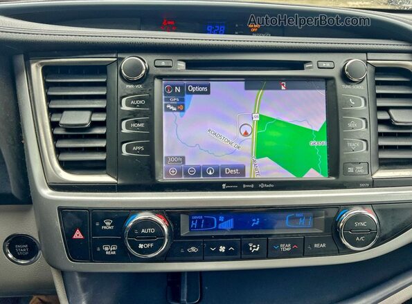5TDJZRFH1JS543142 2018 TOYOTA HIGHLANDER White Widok naklejki z numerem VIN