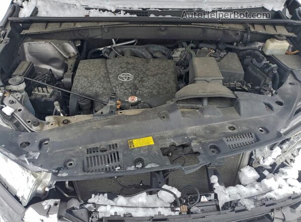 5TDJZRFH1JS557848 2018 TOYOTA HIGHLANDER Gray ძრავის განყოფილების ხედი
