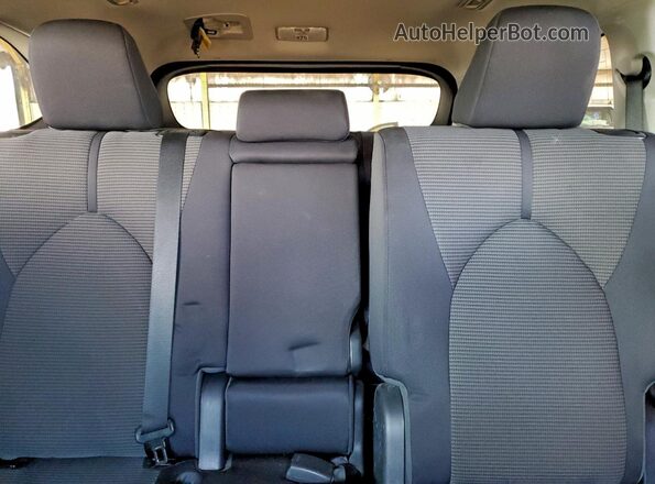 5TDKDRBH6PS043141 2023 TOYOTA HIGHLANDER Серебряный Вид задних сидений