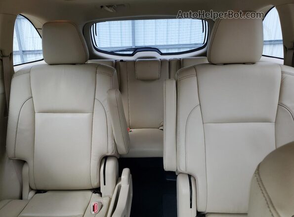 5TDKZRFH2HS229059 2017 TOYOTA HIGHLANDER Burgundy Vista de los asientos traseros