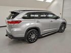 2018 Toyota Highlander Se Silver vin: 5TDKZRFH5JS538076 2018 Toyota Highlander Se Silver vin: 5TDKZRFH5JS538076