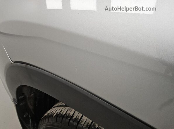 5TDKZRFH5JS538076 2018 TOYOTA HIGHLANDER Silver 