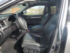 2017 Toyota Highlander Se Серебряный vin: 5TDKZRFHXHS522448