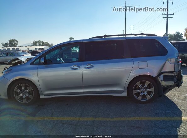 5TDXZ3DC1JS945788 2018 TOYOTA SIENNA Silver Панорамний вид салону 360°