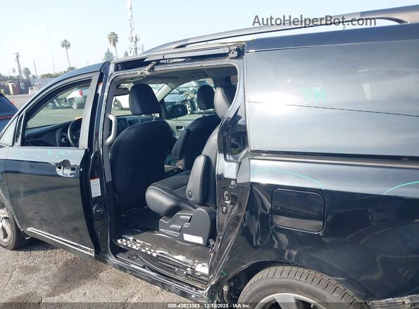5TDXZ3DC1KS970501 2019 TOYOTA SIENNA Черный Вид спереди