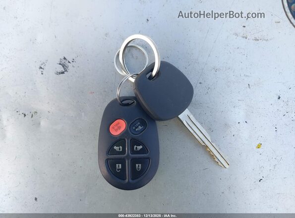 5TDXZ3DC1KS970501 2019 TOYOTA SIENNA Черный Вид панели приборов
