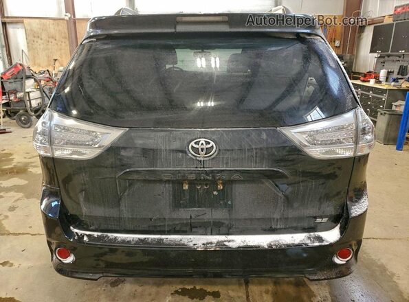 5TDXZ3DC8HS788464 2017 TOYOTA SIENNA Черный Вид сзади
