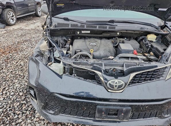 5TDXZ3DC9JS907113 2018 TOYOTA SIENNA Gray Вид підкапотного простору
