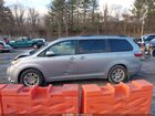 2017 Toyota Sienna Xle Premium 8 Passenger Серебряный vin: 5TDYZ3DC2HS872588