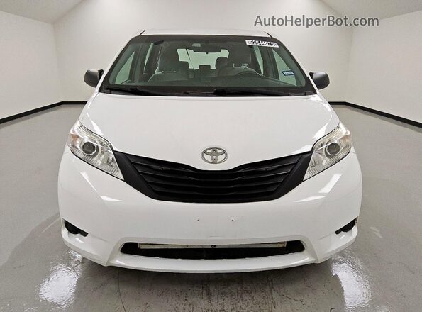 5TDZK3DC5GS700871 2016 TOYOTA SIENNA Белый Вид спереди