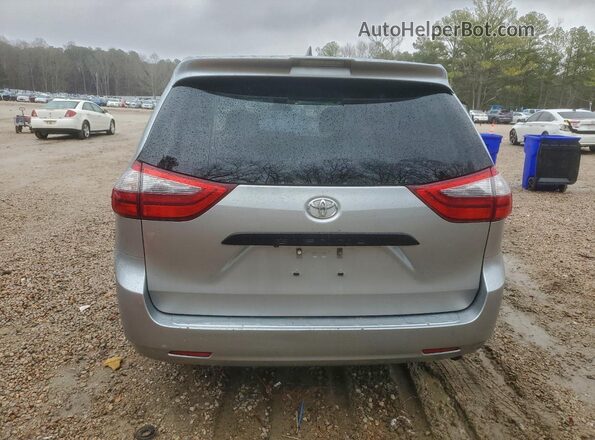 5TDZZ3DC2LS030234 2020 TOYOTA SIENNA Silver Հետևի տեսք