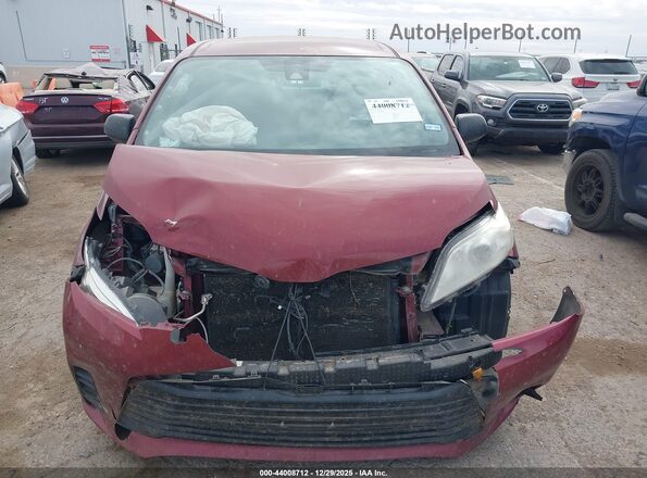 5TDZZ3DC9JS953680 2018 TOYOTA SIENNA Red Widok zestawu wskaźników