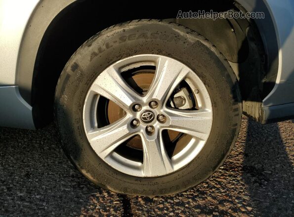 5TDZZRAH2LS007233 2020 TOYOTA HIGHLANDER Серебряный 
