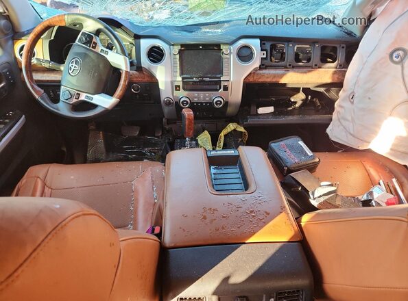 5TFAY5F10MX007795 2021 TOYOTA TUNDRA Черный Вид панели приборов