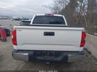 2018 Toyota Tundra Sr5 5.7l V8 Белый vin: 5TFEY5F12JX239263