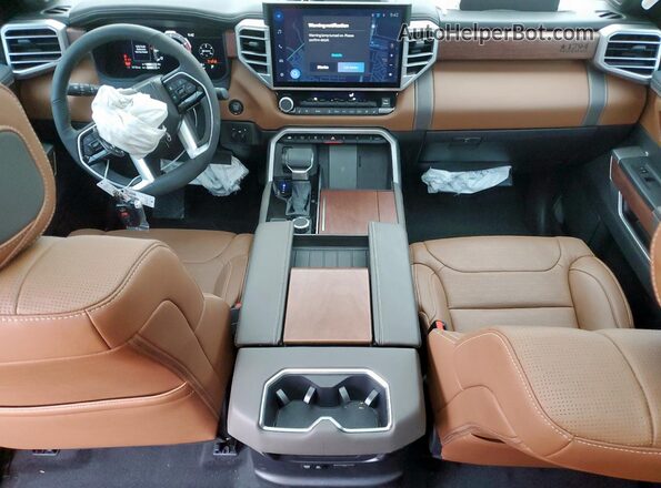 5TFMA5DB7SX305948 2025 TOYOTA TUNDRA Коричневый Вид панели приборов