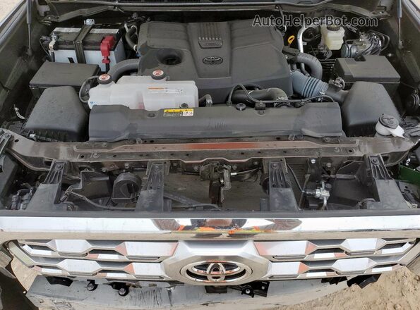 5TFMA5DB7SX305948 2025 TOYOTA TUNDRA Коричневый Вид задней части салона