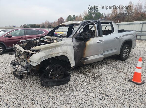 5TFMA5DBXPX104889 2023 TOYOTA TUNDRA Silver წინა მარცხენა ხედი სამი მეოთხედიდან
