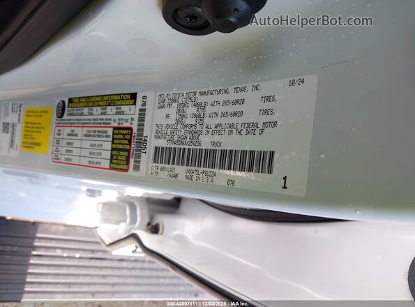 5TFNA5DB6SX254236 2025 TOYOTA TUNDRA White Widok komory silnika