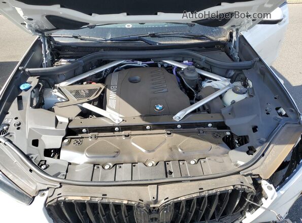 5UX13EU02S9Y76519 2025 BMW X5 Белый Вид подкапотного пространства