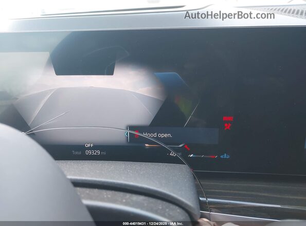 5UX13EU09R9T85018 2024 BMW X5 Белый Вид задних сидений