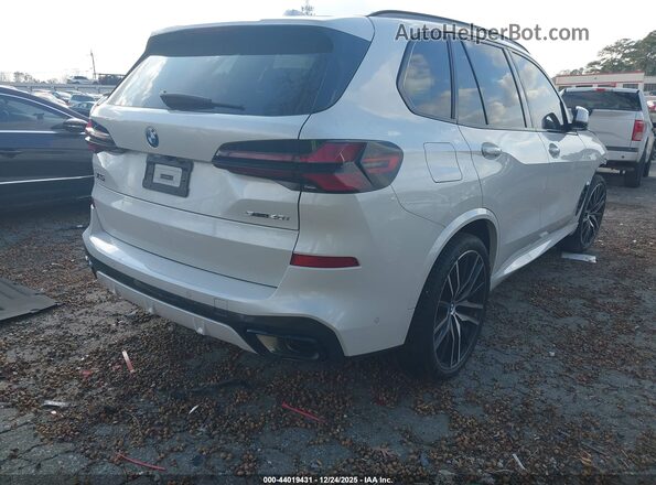 5UX13EU09R9T85018 2024 BMW X5 Белый Задняя правая четверть