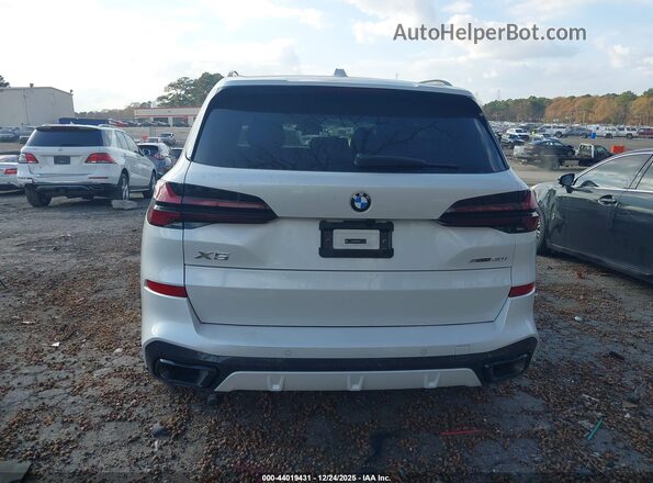 5UX13EU09R9T85018 2024 BMW X5 Белый 