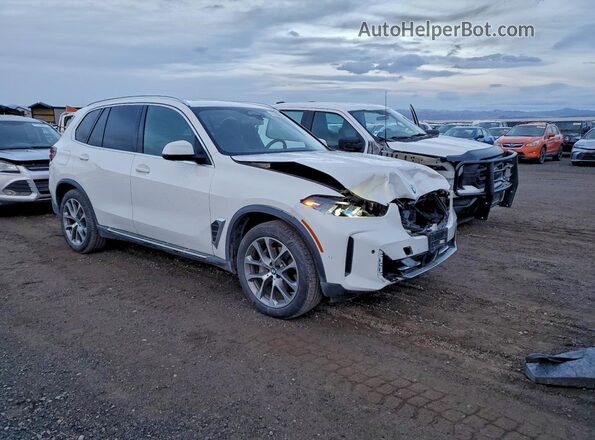 5UX13EU0XT9086063 2026 BMW X5 Белый Вид спереди