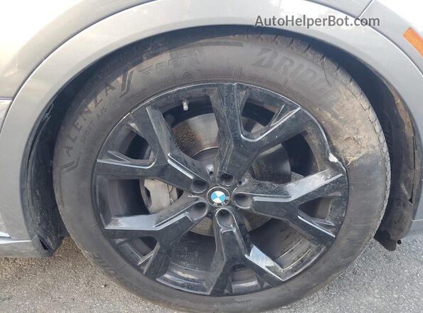 5UX23EM01S9Z23740 2025 BMW X7 Серый 
