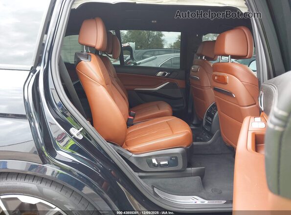 5UX23EM02R9S16477 2024 BMW X7 Black Вид наклейки з VIN-кодом
