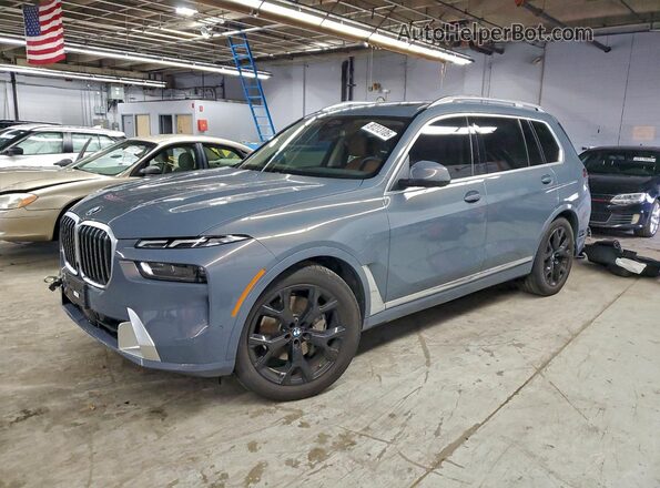 5UX23EM02R9V75831 2024 BMW X7 Gray Передня ліва чверть