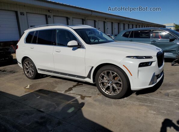 5UX23EM04R9U60129 2024 BMW X7 White Front right