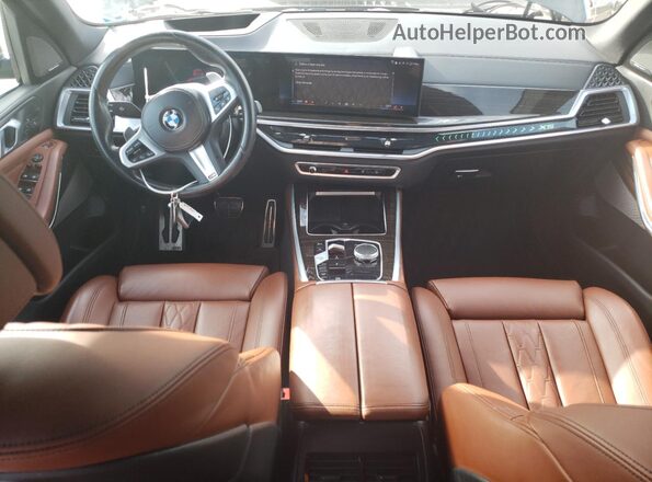5UX23EU08R9T54363 2024 BMW X5 Серый Вид панели приборов