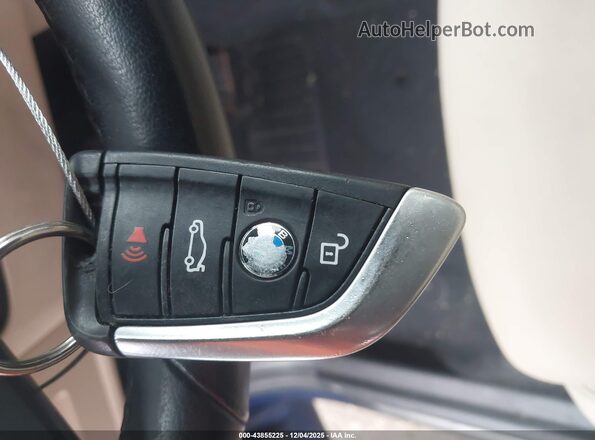 5UX2V1C03LLE67431 2020 BMW X4 Синий Вид панели приборов