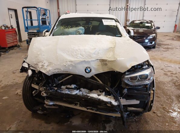 5UX2V1C06M9H07053 2021 BMW X4 White Widok zestawu wskaźników