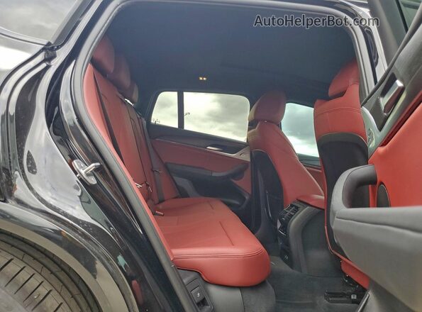 5UX33DT07N9M78473 2022 BMW X4 Черный Вид задней части салона