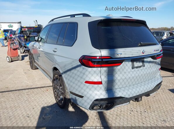 5UX33EM04P9R84981 2023 BMW X7 Beige უკანა მარცხენა