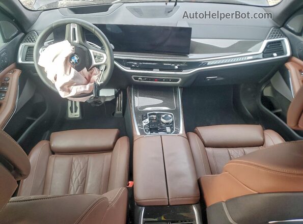 5UX33EM09T9018975 2026 BMW X7 Черный Вид панели приборов