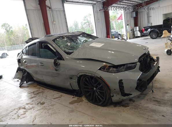 5UX33EX00R9T01236 2024 BMW X6 Gray Widok zestawu wskaźników