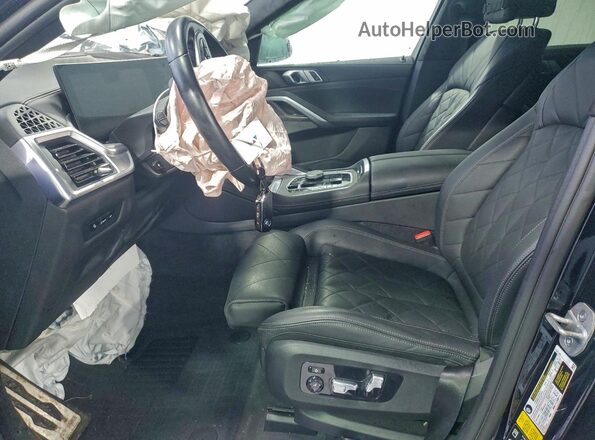 5UX33EX07R9T44164 2024 BMW X6 White Вид салону спереду