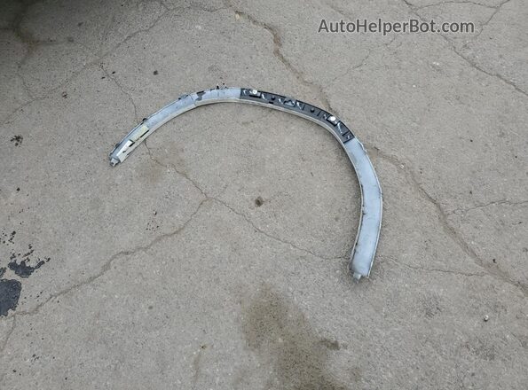 5UX33EX08R9V57494 2024 BMW X6 White Вид наклейки з VIN-кодом