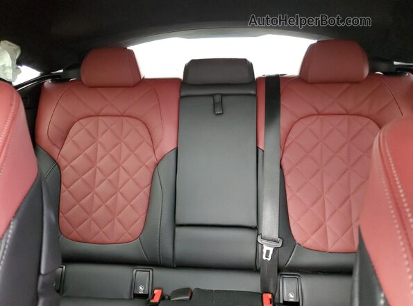 5UX33EX08R9V57494 2024 BMW X6 White Вид задніх сидінь