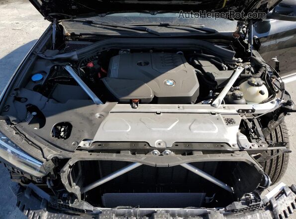 5UX43DP02R9T99216 2024 BMW X3 Black ძრავის განყოფილების ხედი