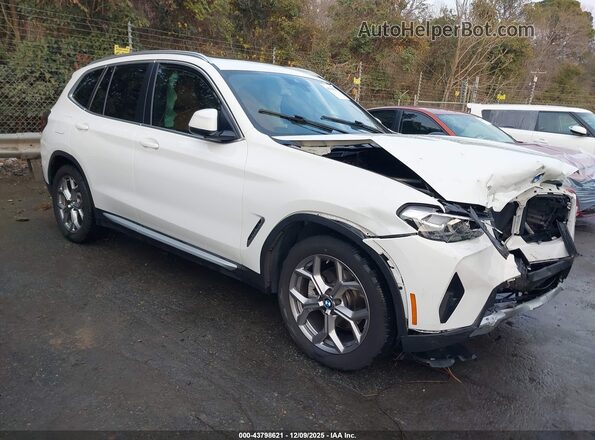5UX43DP04N9N14120 2022 BMW X3 Белый Передняя правая четверть