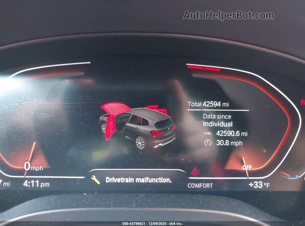 5UX43DP04N9N14120 2022 BMW X3 Белый Вид задних сидений
