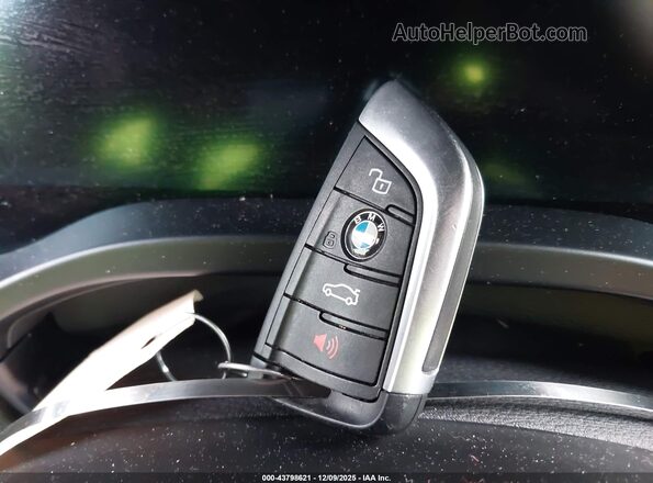 5UX43DP04N9N14120 2022 BMW X3 Белый Вид панели приборов