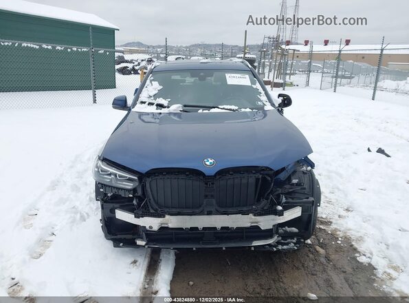 5UX53DP02N9L25664 2022 BMW X3 Синий Вид задней части салона