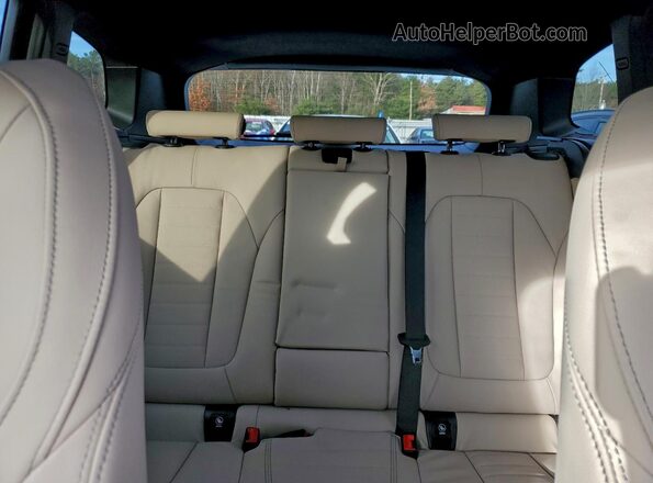 5UX53DP08N9J31592 2022 BMW X3 Синий Вид задних сидений