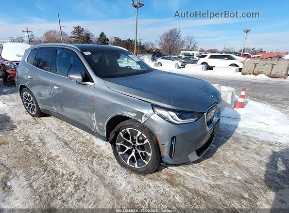 5UX53GP08S9075781 2025 BMW X3 Gray Передня права чверть