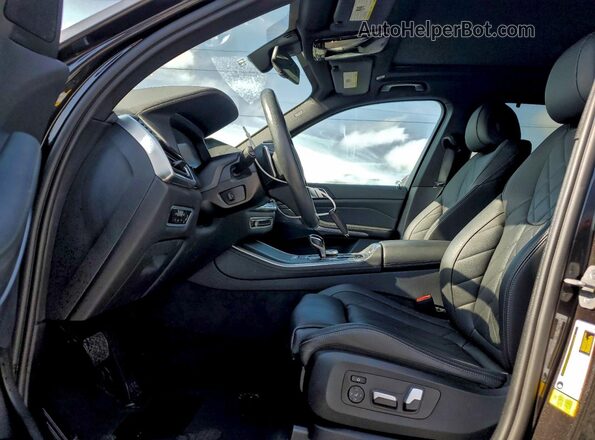 5UXCR4C03P9P38255 2023 BMW X5 Серый Вид салона спереди